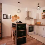 Agrabah Central Premium Apartment